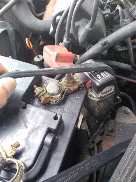 2011 Toyota Camry Battery Terminal Replacement
