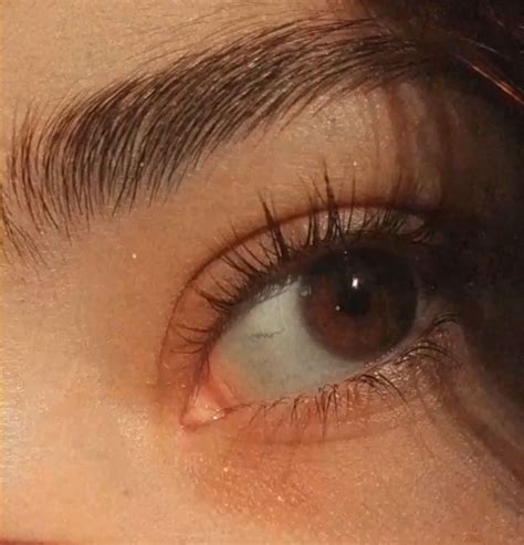 фотография глаза карие глаза солнце ресницы эстетика инстаграм