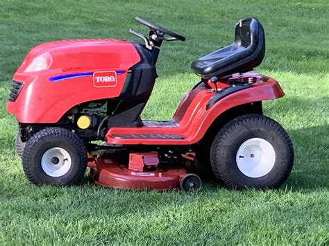 Toro Lx426 Riding Lawn Mower New Blade New Belts New Battery For Sale