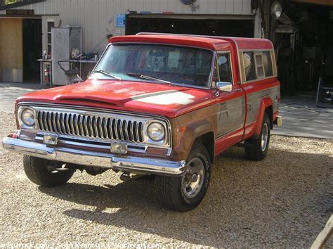 Is the jeep gladiator a cx classic truck? 76jeep j10 2003-12-31 003
