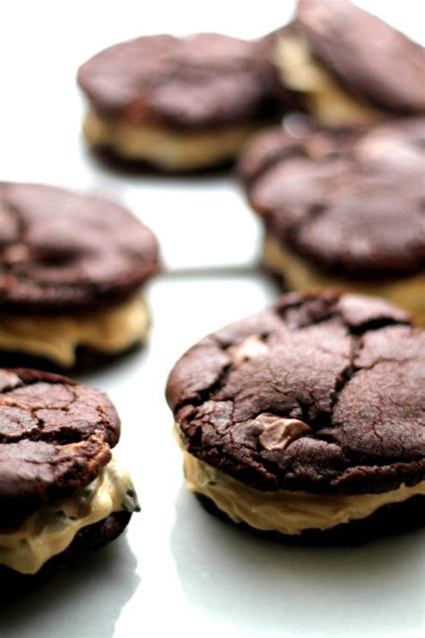 Chocolate Cookie Sandwiches With Cream Cheese Cookie Dough