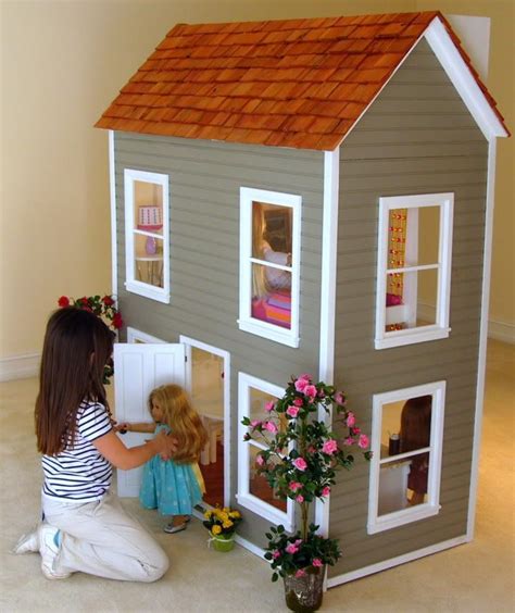 A Doll House For Her American Girl Dolls This One Is Pretty Neat