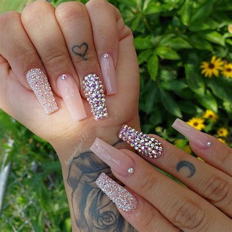 💎 𝐃𝐚𝐢𝐥𝐲 𝐧𝐚𝐢𝐥𝐬 💎 On Instagram “𝑷𝒍𝒆𝒂𝒔𝒆 𝒔𝒘𝒊𝒑𝒆 ️ 💅 𝑾𝒉𝒊𝒄𝒉 𝒐𝒏𝒆𝒔 𝒅𝒐 𝒚𝒐𝒖 𝒑𝒓𝒆 Coffin Shape Nails