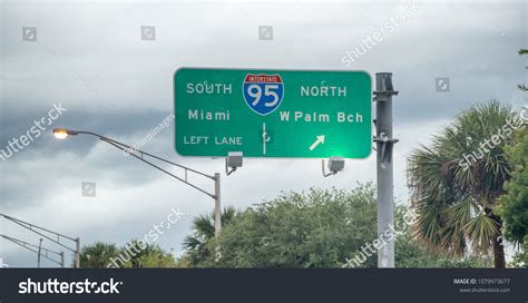 1956 Welcome To Florida Sign Images Stock Photos And Vectors Shutterstock