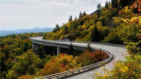 The Story Behind Linn Cove Viaduct On The Blue Ridge Parkway Will
