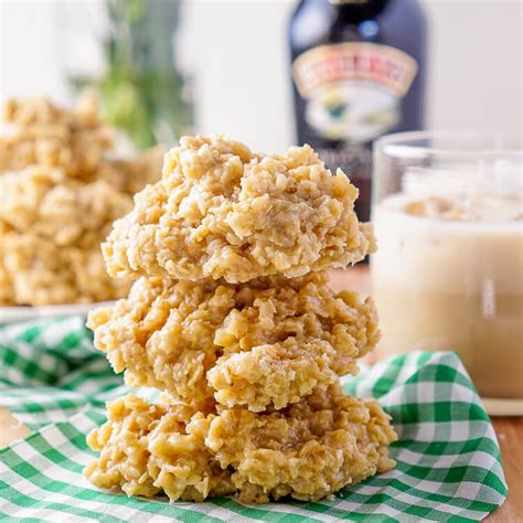It's impossible to talk about irish tea cookies, irish lace cookies, irish soda bread cookies, and irish shortbread without a discussion of tea time. Irish Cream No Bake Cookies - Sugar & Soul