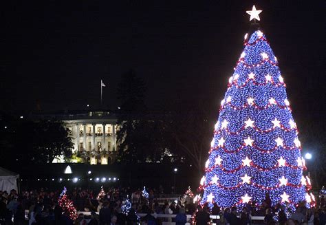 Obama Lights National Christmas Tree Cbs News