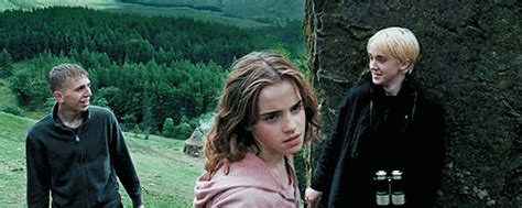 Relembre A Carreira De Emma Watson Em 13 S Capricho