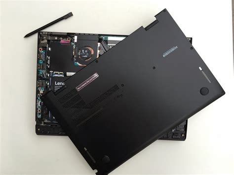 Inside Lenovo Thinkpad X1 Yoga Disassembly Internal Photos And