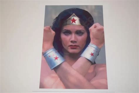 lynda carter wonder woman pinup 8x10 glossy photo busty sexy cleavage tv 675 eur 7 21 picclick fr