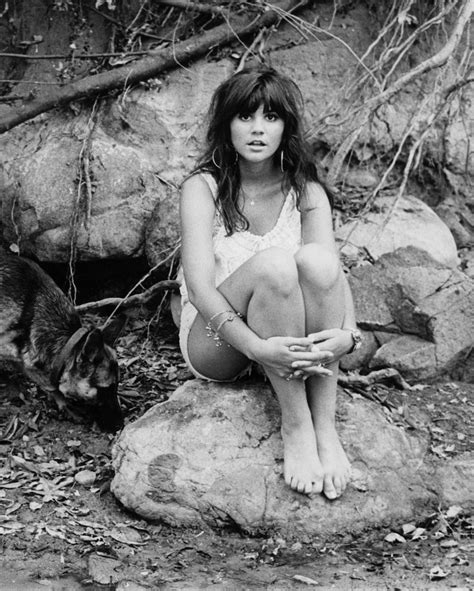 Linda Ronstadt s Road to the Rock and Roll Hall of Fame リンダミュージシャン裸足