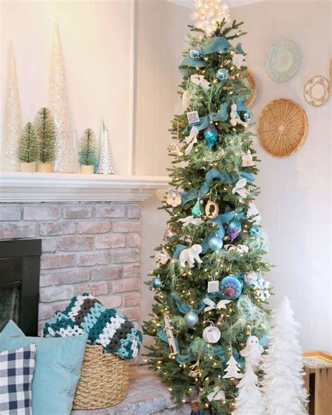 Charm Your House With This Bold And Beautiful Mia Pencil Christmas Tree