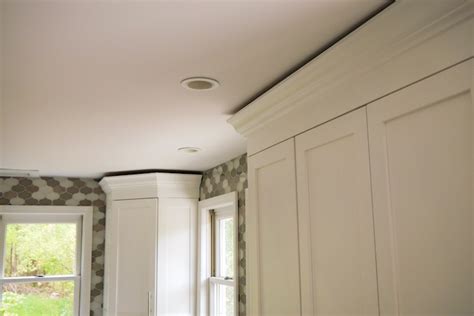 Kitchen design style tips only the pros know. Cabinet Crown Molding » Rogue Engineer