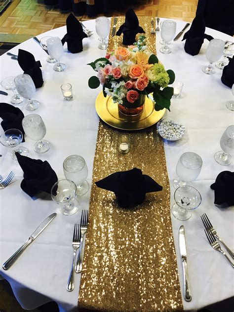 Gold Sparkly Runner Table Settings Real Weddings Spark