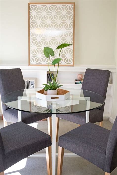 Small Dining Table Centerpiece Ideas