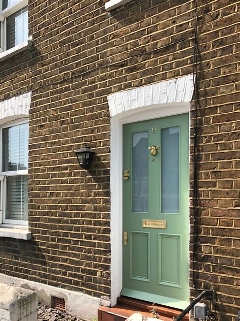 green-victorian-front-door-bespoke-victorian-front-door-in-london