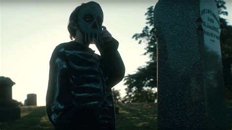 The Horrors Of Halloween Neverknock 2017 Syfy Trailer And Stills