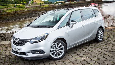 2017 Vauxhall Zafira Tourer Review