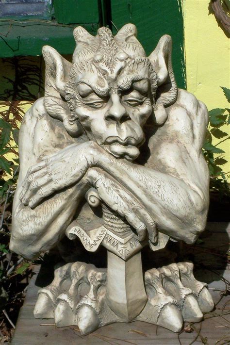 What Is Gargoyle This Is The History Of Gargoyles And Grotesques Many Facts And Information