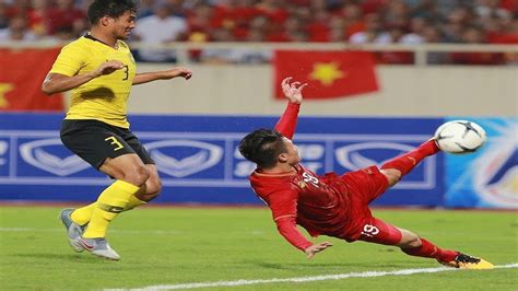 Do những thay đổi về lịch thi đấu vòng loại world cup 2022, đt việt nam sẽ không có lịch tập trung trong nửa đầu năm 2020. VIỆT NAM - MALAYSIA | VÒNG LOẠI WORLD CUP 2022 | HIGHLIGHT ...
