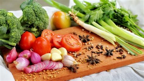 Una barriga abultada no es para nada saludable y generalmente es consecuencia de los malos hábitos alimenticios y la falta de ejercicio cardiovascular. ¿Qué son los alimentos funcionales y cuáles son sus beneficios para la salud? - Atentos
