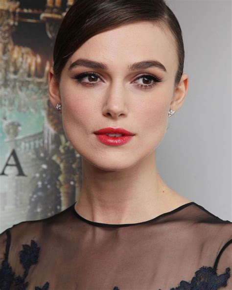Pinterest Keira Knightley Makeup Makeup Looks Slick Hairstyles