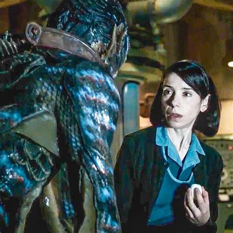 Condannata al silenzio e alla solitudine, si innamora ricambiata di quel mistero capace di vivere tra acqua e aria. La forma dell'acqua: L'intervista ad Alexandre Desplat - Amica