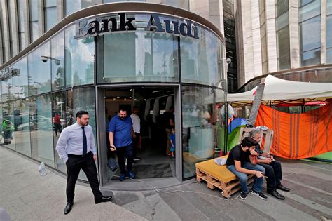 Lebanons Banks Reopen After 2 Week Closure Due To Protests