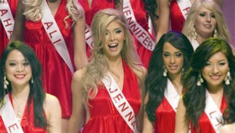Transgender Beauty Queen Jenna Talackova Makes Final 12 Of Miss