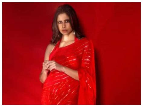 Sai Sai Tamhankar Looks Ravishing In Red Saree See Pics Marathi Movie News Times Of India