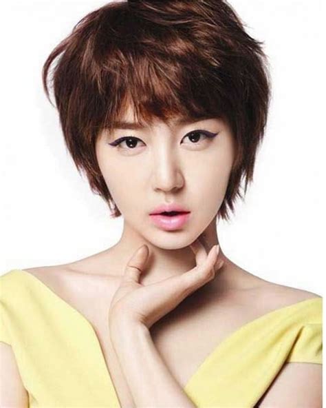 Korean short hairstyles 2021 female. Pixie Haircuts for Asian Women 2021-2022 Update) | 18 Best ...