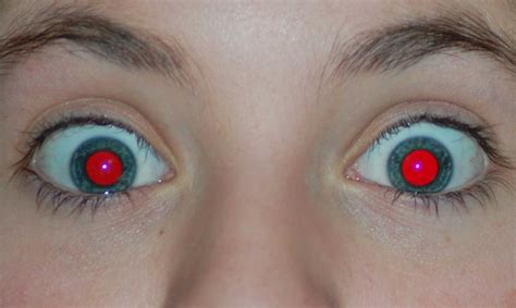 ¿por Qué Nos Salen Los Ojos Rojos En Algunas Fotografías Con Flash