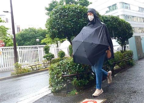 Are You Brave Enough To Wear Thankos New Folding Umbrella Sometimes Poncho Soranews24 Japan