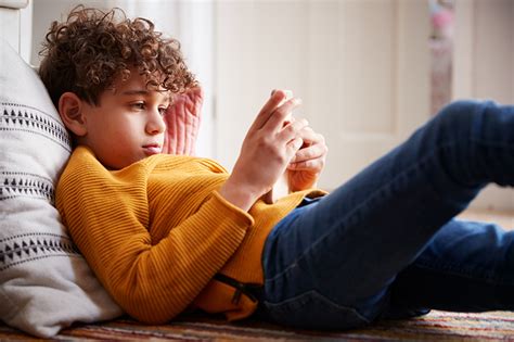 Kids Corner How Screen Time Affects Kids Sleep Hally Health