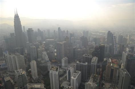 See which places have the cleanest air and which are most polluted. Haze from Indonesian fires returns to Malaysia