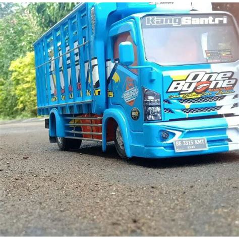 Jual MINIATUR TRUK OLENG HM CABE ON FIRE DAN ONE BY ONE Indonesia