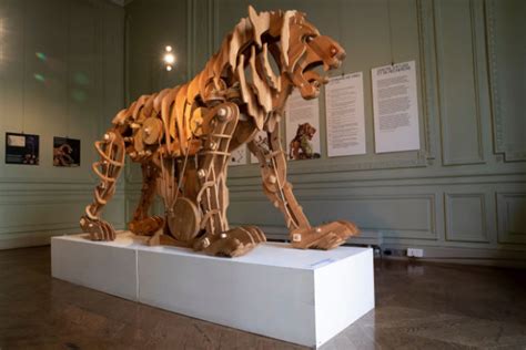 15 april 1452 tempat lahir: Leonardo da Vinci's mechanical lion displayed in Paris ...