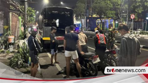 Patroli Sahur Polisi Gagalkan Aksi Balap Liar Di Gresik Puluhan Motor