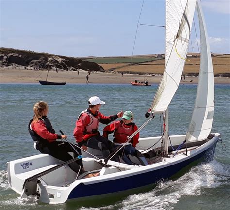 Dinghy Day Sailing Camel Sailing And Powerboat Centre