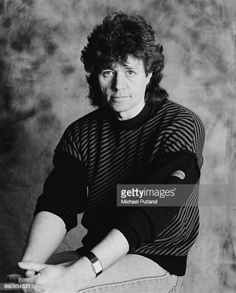 Drummer Bev Bevan Photos And Premium High Res Pictures Getty Images