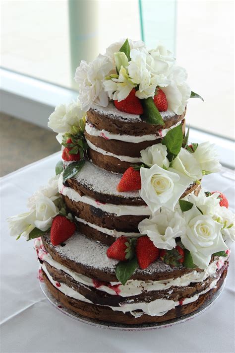 Latest 16 year old birtday cake trends. Latest Wedding Cake Trends Melbourne, Naked and Semi Naked ...
