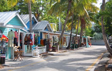 Bahama Village Key West Places To Stay Seecurrents