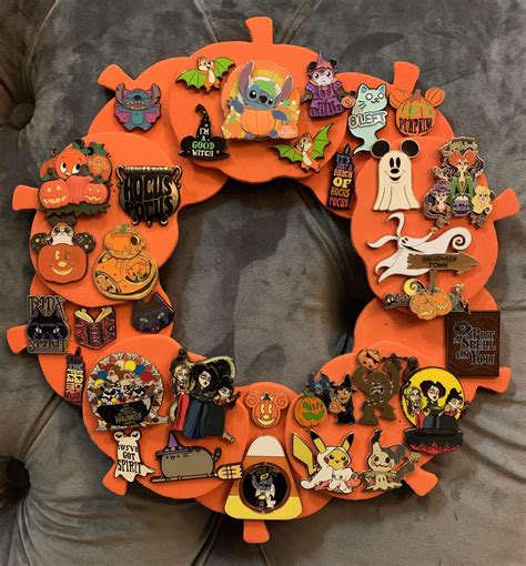 Finally Put All My Halloween Pins Together In One Place Rdisneypinswap