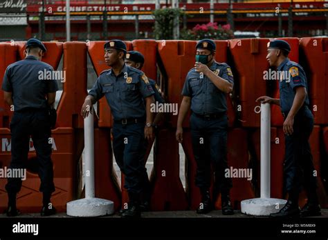 Quezon City Philippines 24th Feb 2018 Policemen Stand Next To Plastic Barriers As Various