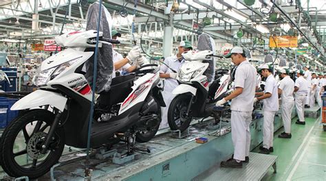Ternyata banyak lho hp buatan indonesia terbaru 2021. Di Balik Dugaan Praktek Kartel Honda-Yamaha Pada Industri Sepeda Motor - Media Konsumen