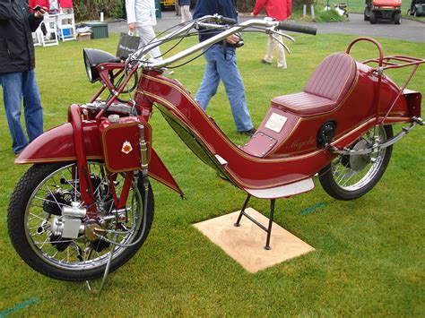 A motorcycle with tandem front wheels can blur that distinction if you put a side car on it. Megola Motorcycle 1921-1925 | AuTo CaR