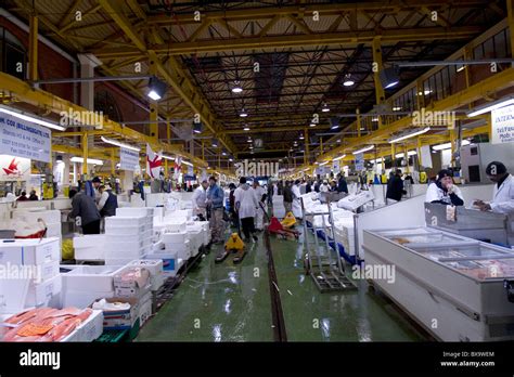 Billingsgate Fish Market Hi Res Stock Photography And Images Alamy