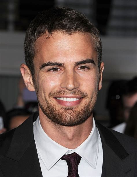 19 Theo James Moments That Simply Couldnt Be Sexier Theo James