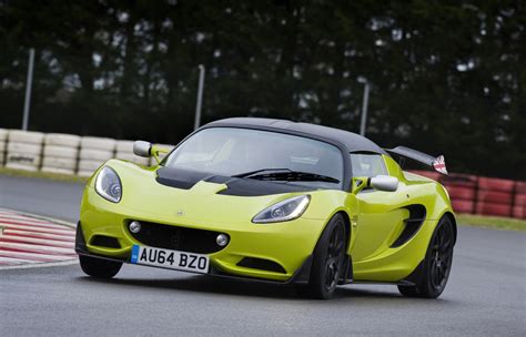 Road Show And Go Lotus Elise Cup R The Ideal Track And Road Car