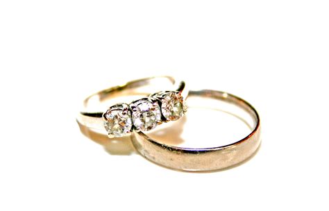 Filewedding Rings Photo By Litho Printers Wikimedia Commons
